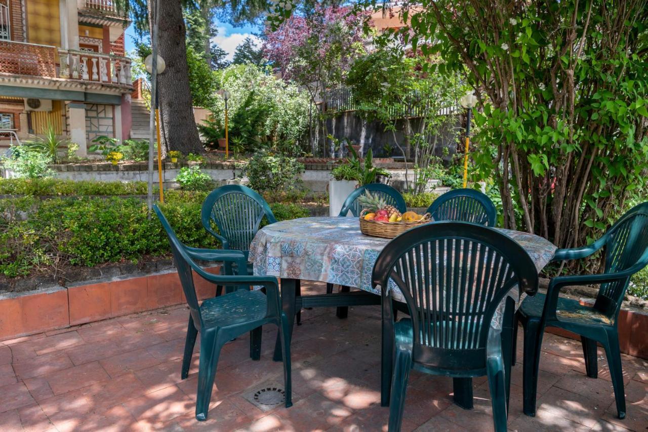 Casa Vacanze Gioia Трекастаньї Екстер'єр фото