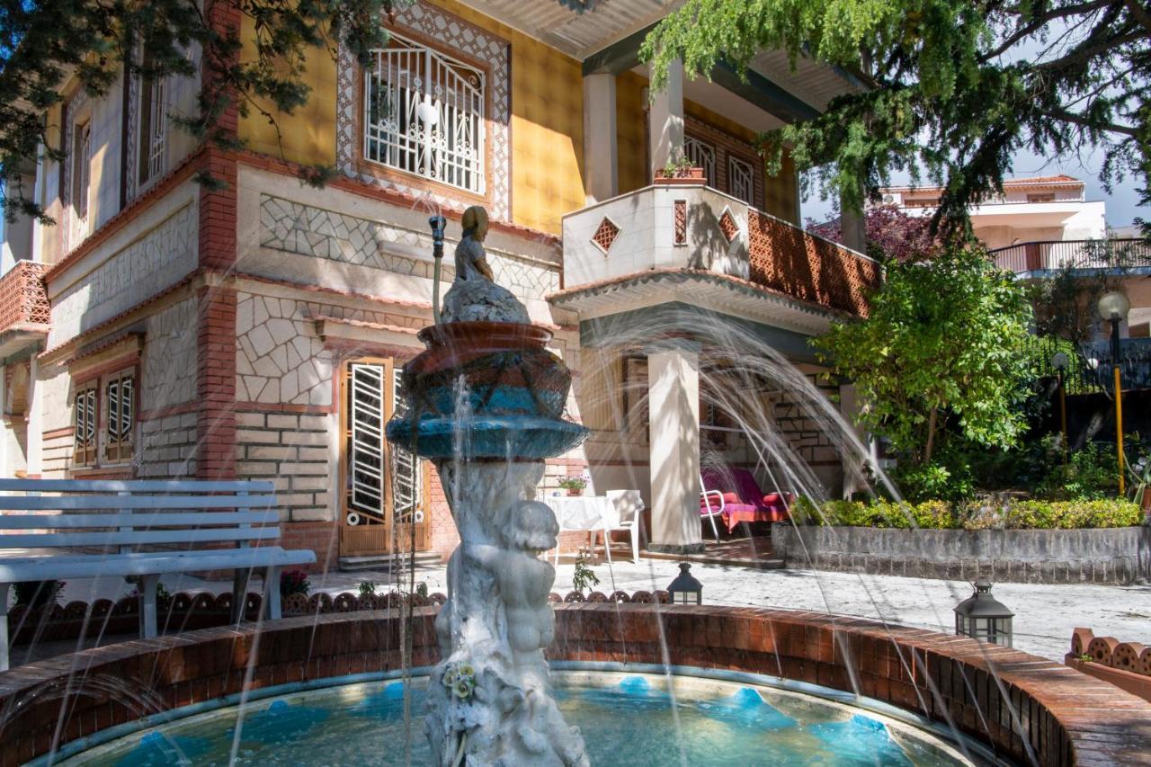 Casa Vacanze Gioia Трекастаньї Екстер'єр фото