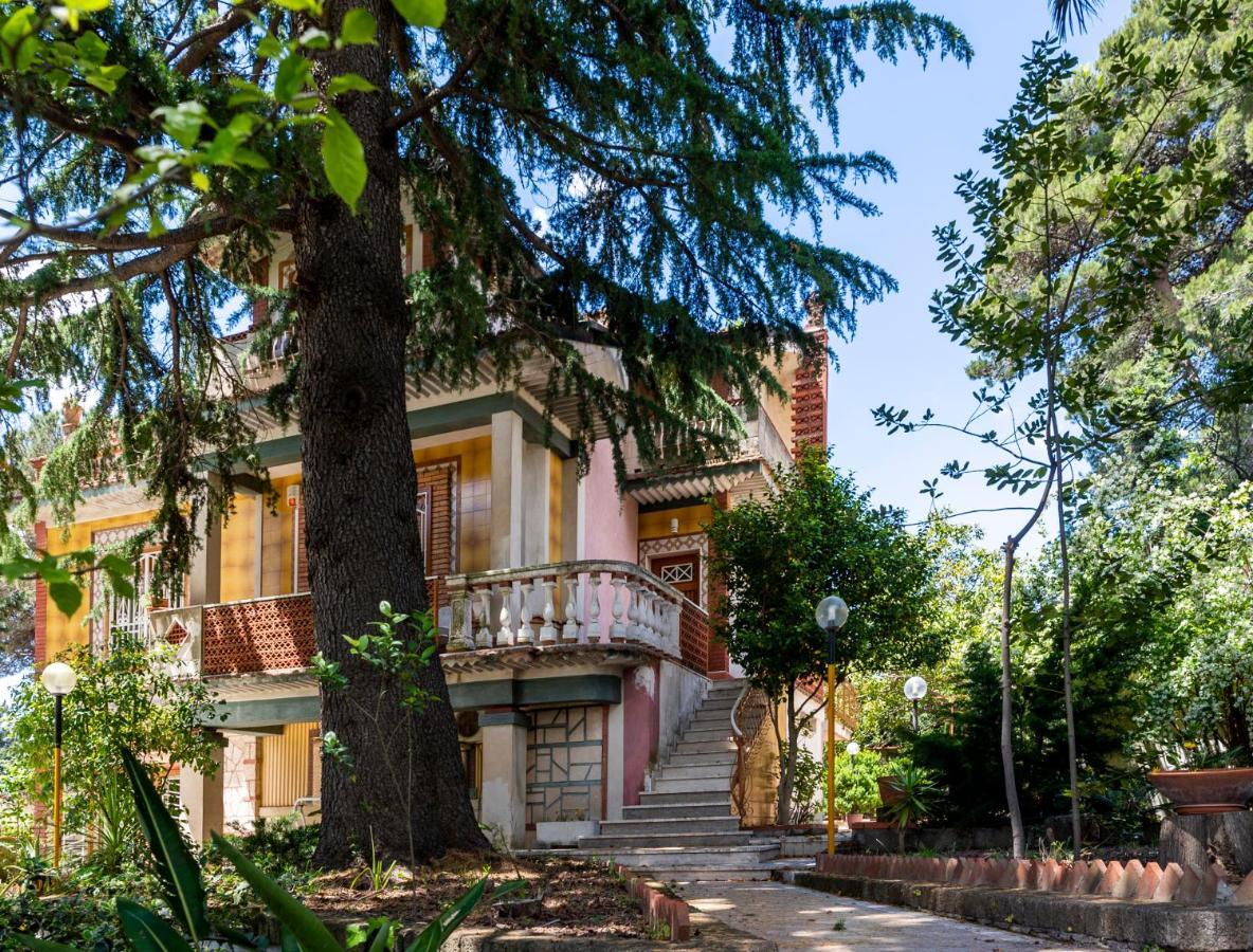 Casa Vacanze Gioia Трекастаньї Екстер'єр фото